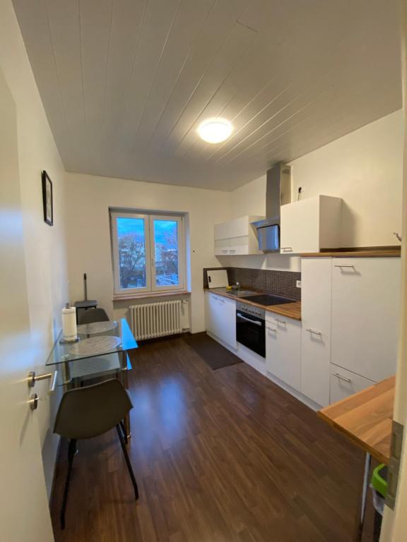 L1 Apartments room 3