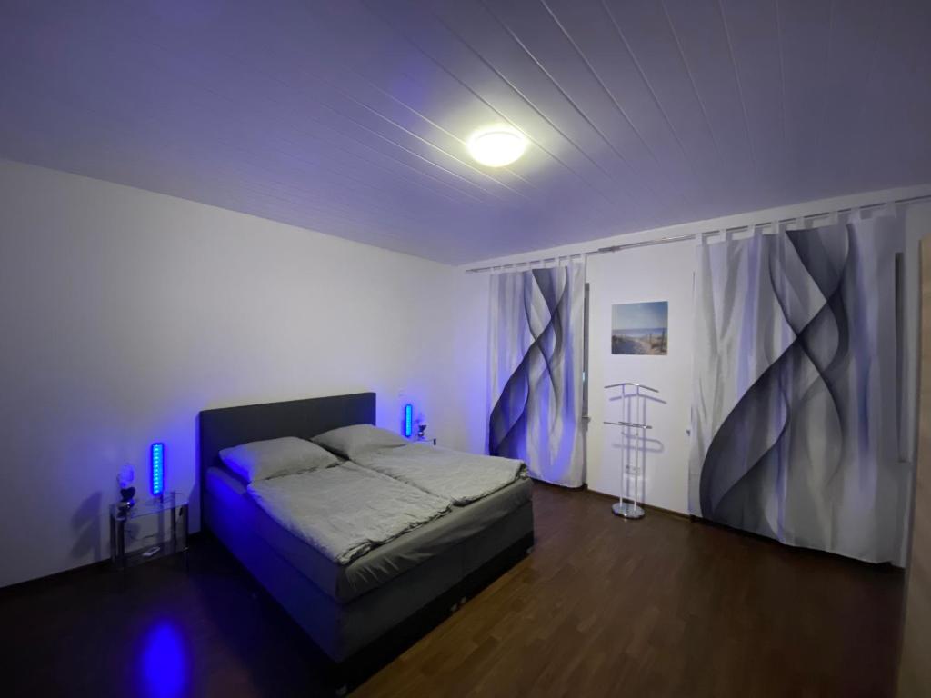 L1 Apartments room 5